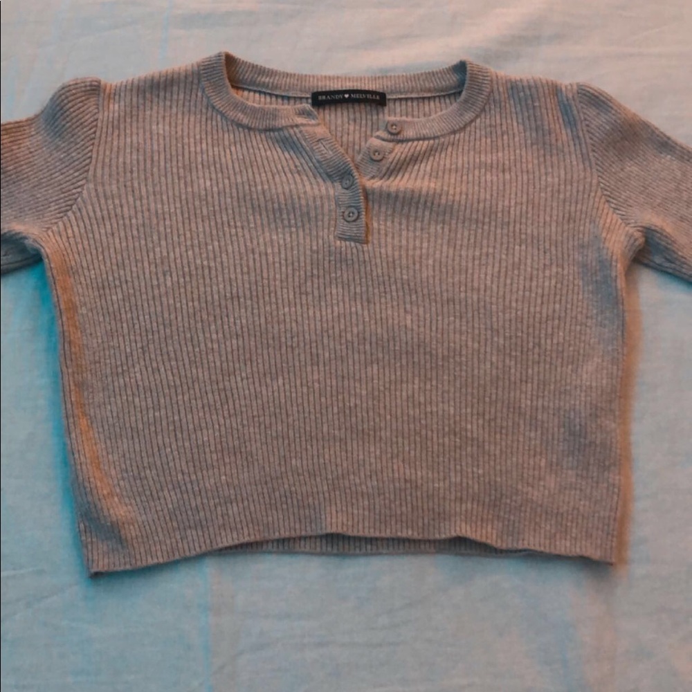 Brandy Melville grey top